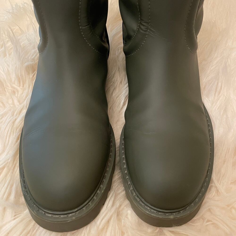 Louis Vuitton 40 Rubber Territory Boots | Olive Green, Calfskin EU 40/US 9 Italy - Picture 8 of 14